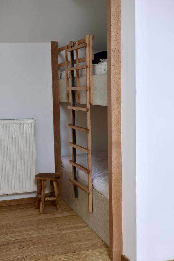 La Ferme De Basseilles Guest House Mozet ภายนอก รูปภาพ