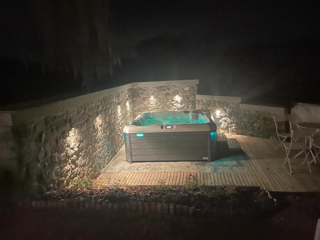 La Ferme De Basseilles Guest House Mozet ภายนอก รูปภาพ