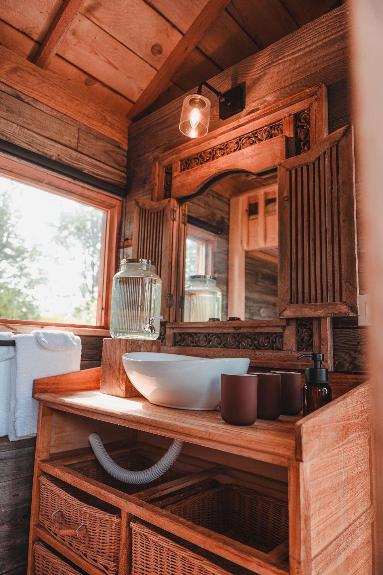 La Ferme De Basseilles Guest House Mozet ภายนอก รูปภาพ