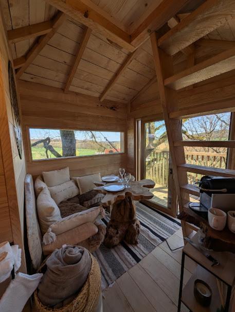 La Ferme De Basseilles Guest House Mozet ภายนอก รูปภาพ
